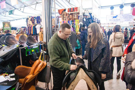 馬匹博覽會，馬具展現場，莫斯科馬匹博覽會現場